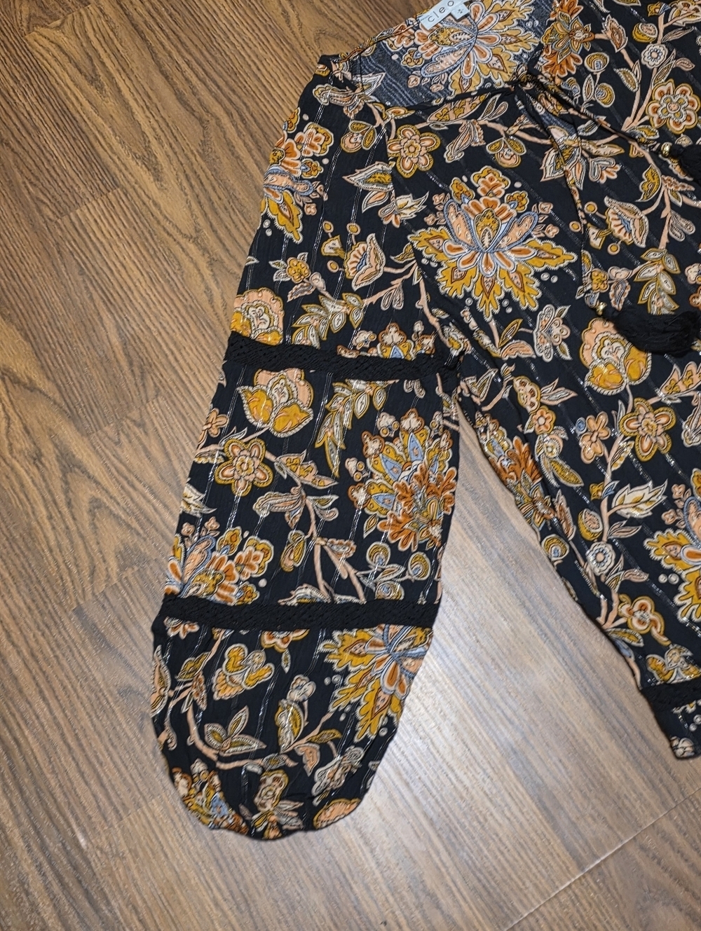 Cleo Petites M Black Gold Floral Boho Peasant Blouse Tassel Tie Long Sleeve Top - Picture 9 of 11